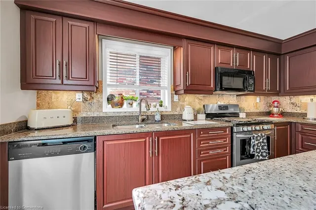 Additional property image - 15 Anderson Crt