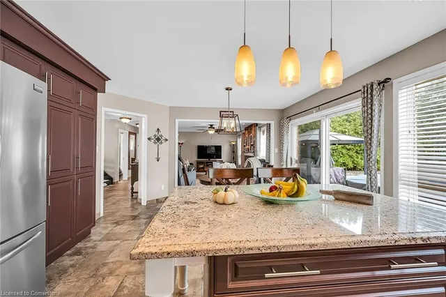 Additional property image - 15 Anderson Crt