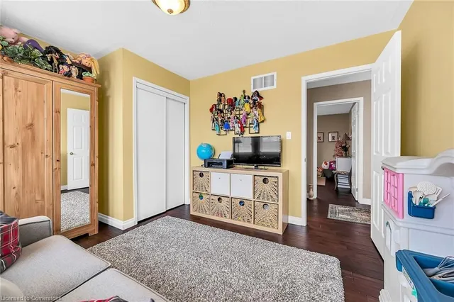 Additional property image - 15 Anderson Crt