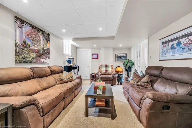 Additional property image - 15 Anderson Crt