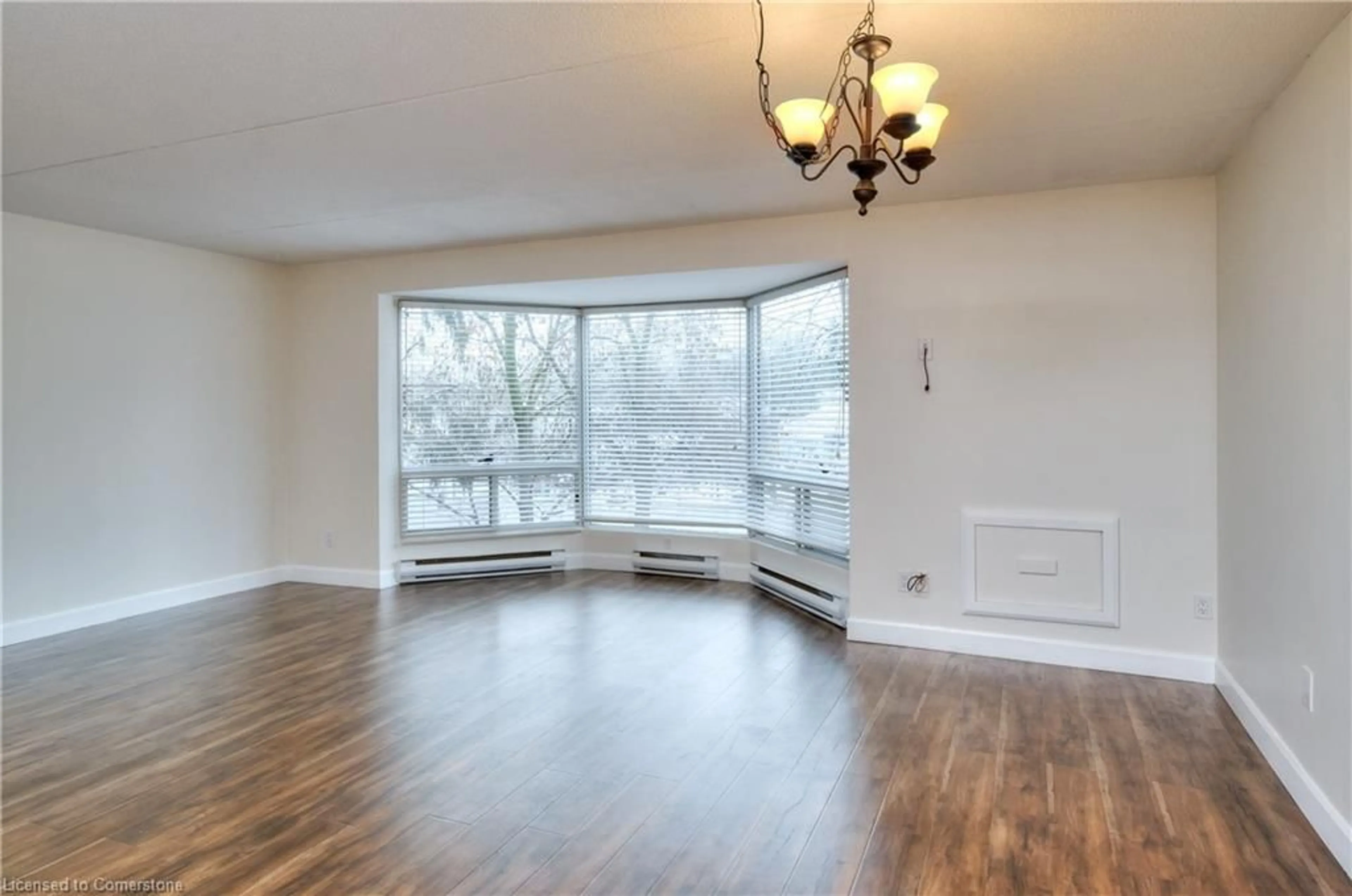 A pic of a room for 384 Erb St #203, Waterloo Ontario N2L 1W6