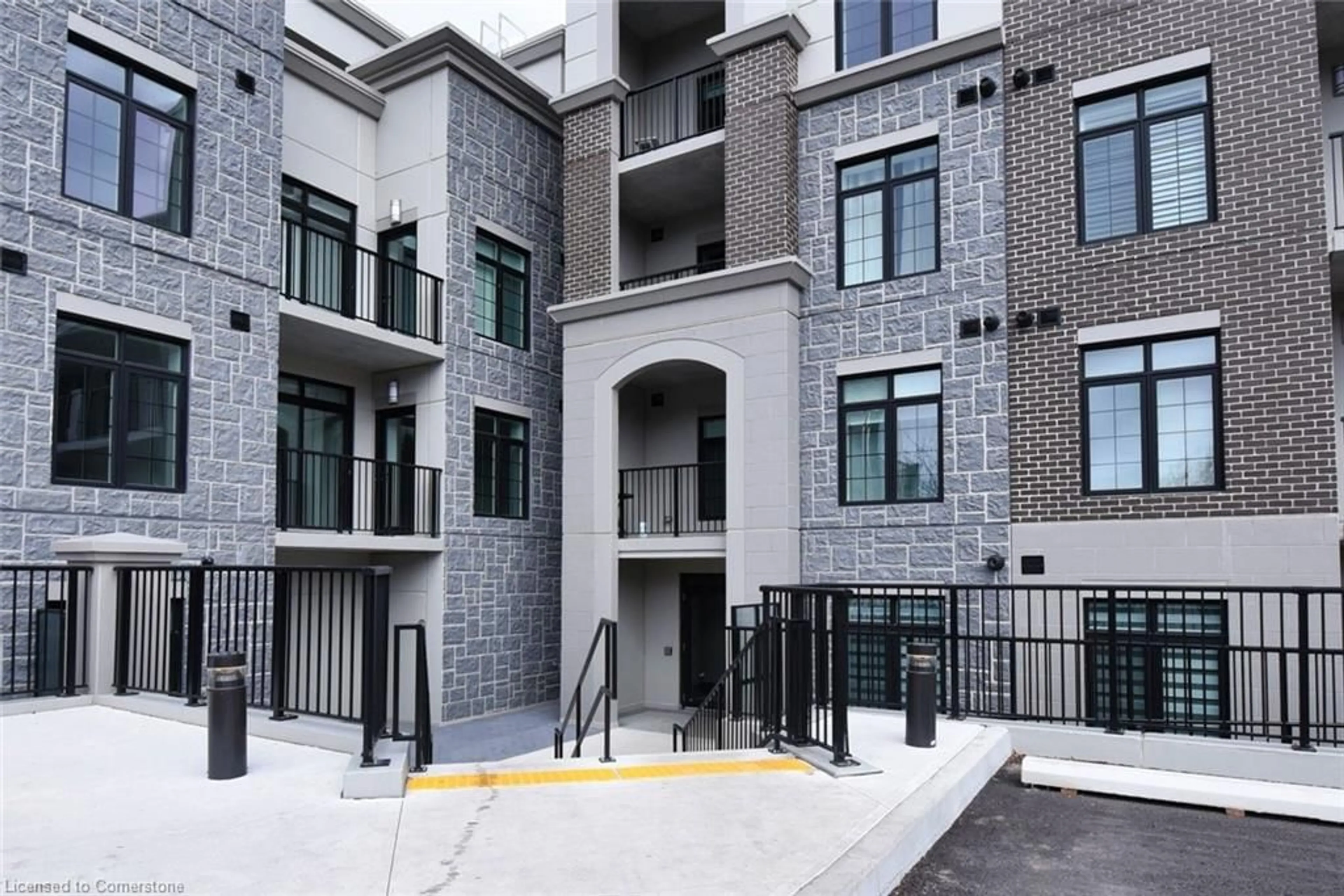 Unknown for 153 Wilson St #306, Ancaster Ontario L9G 1N4