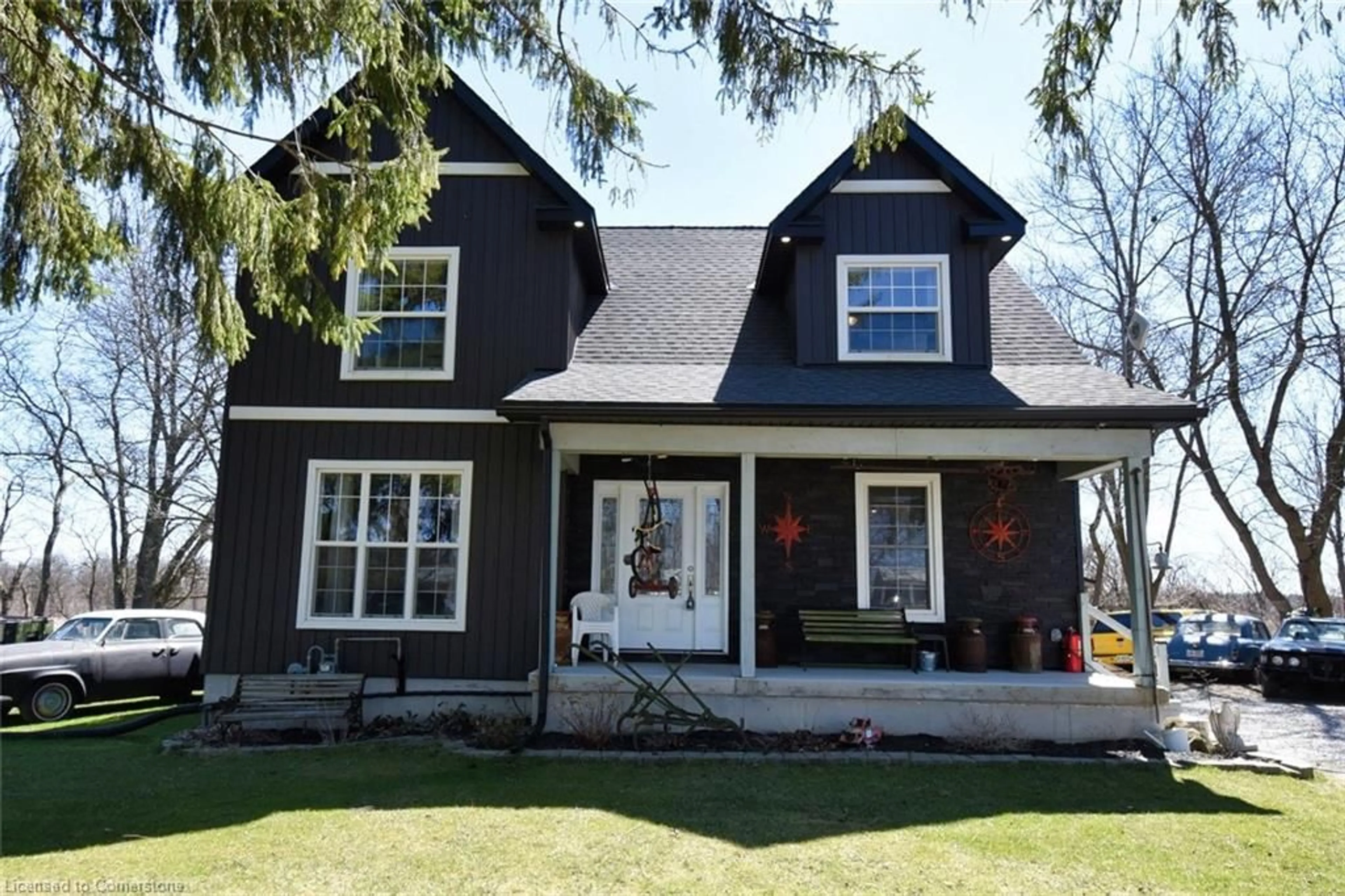 Home with vinyl exterior material, street for 1364 Thompson Rd, Waterford Ontario N0E 1Y0