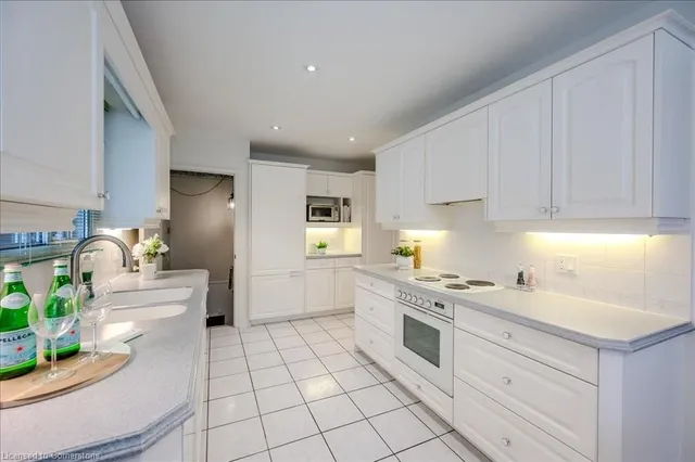 Additional property image - 46 Gilmour Cres