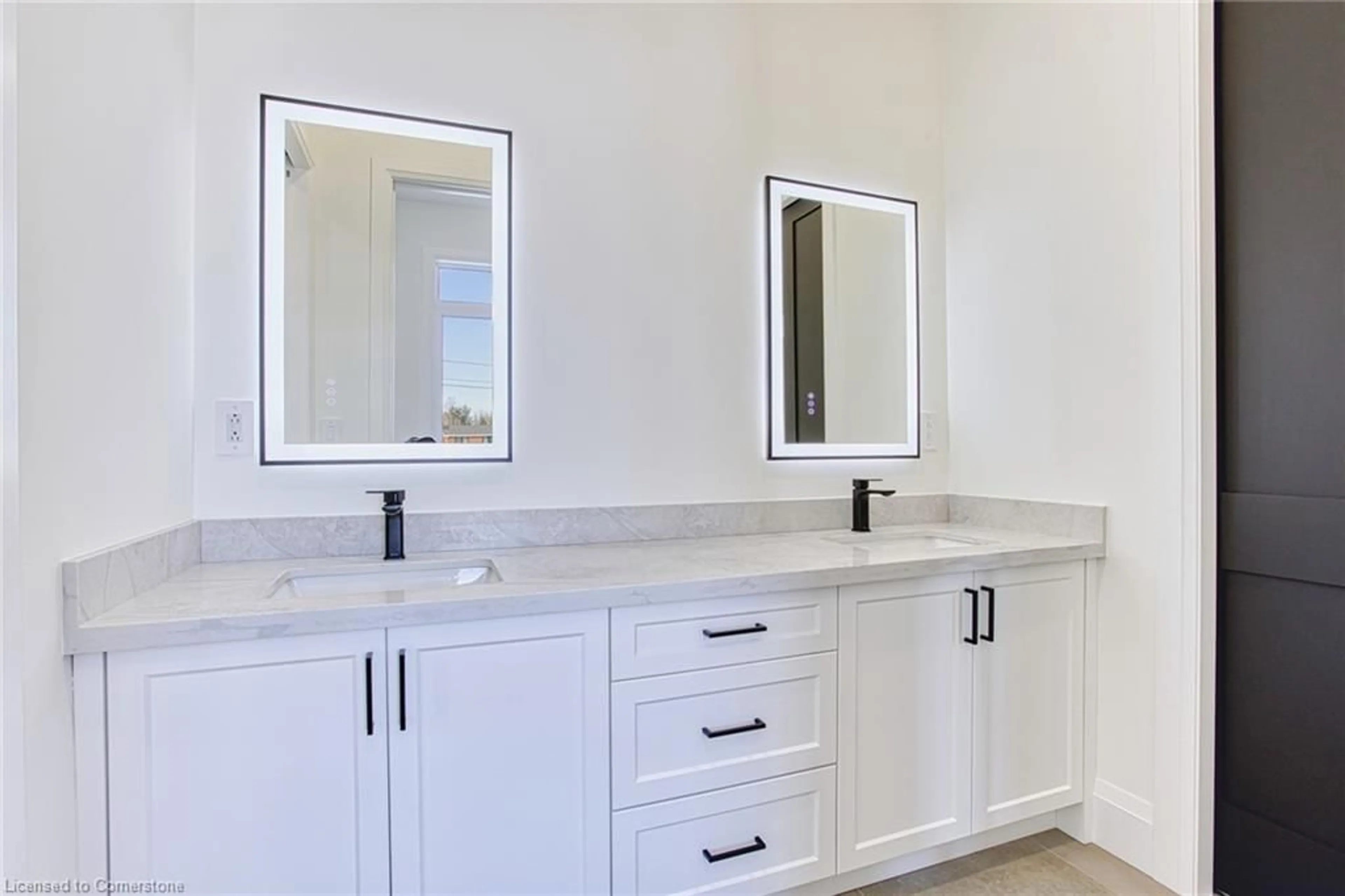 Contemporary bathroom, ceramic/tile floor for 9392 Silver St, Caistor Centre Ontario L0R 1E0