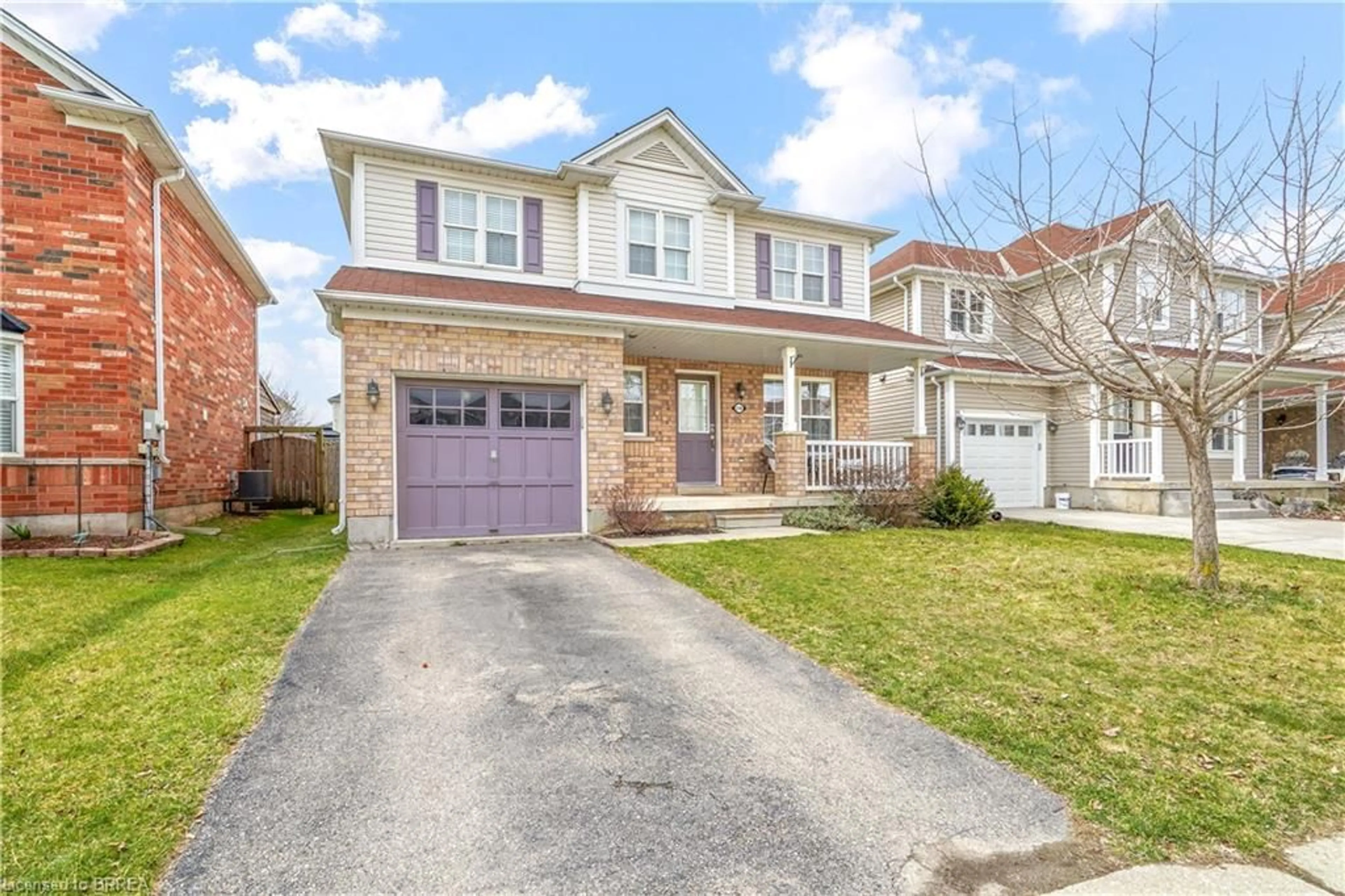 Home with brick exterior material, street for 216 Osborn Ave, Brantford Ontario N3T 0A1