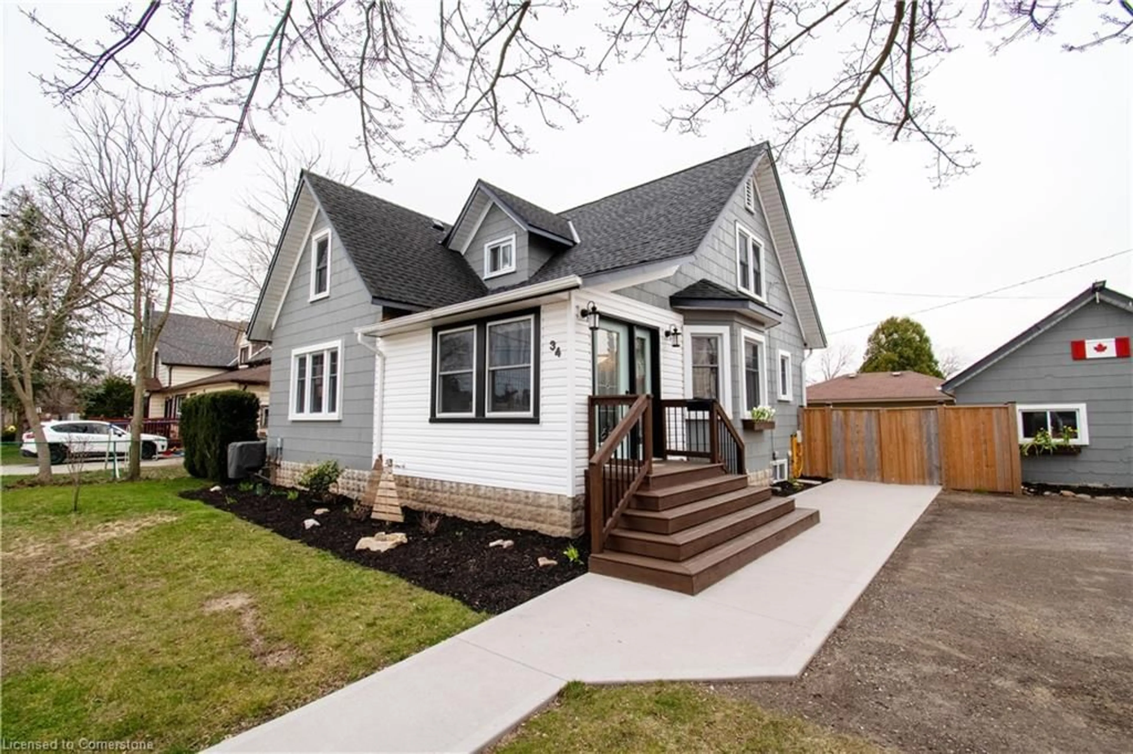 Home with vinyl exterior material, street for 34 Venison St, Tillsonburg Ontario N4G 1T7