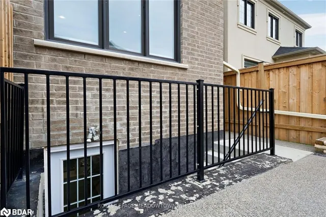 Additional image 14 of 42 Ferdinand Dr
