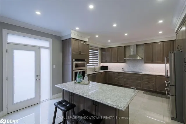 Additional image 43 of 42 Ferdinand Dr