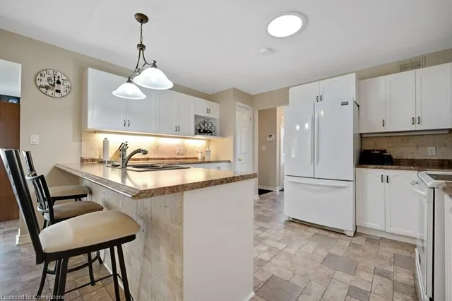 Additional property image - 120 Kilroot Pl