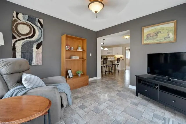 Additional property image - 120 Kilroot Pl