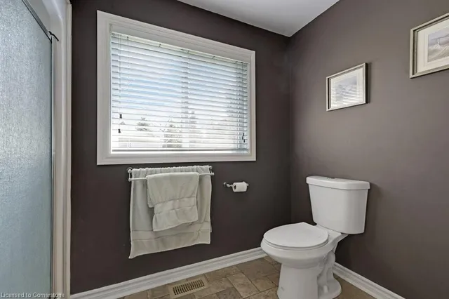 Additional property image - 120 Kilroot Pl