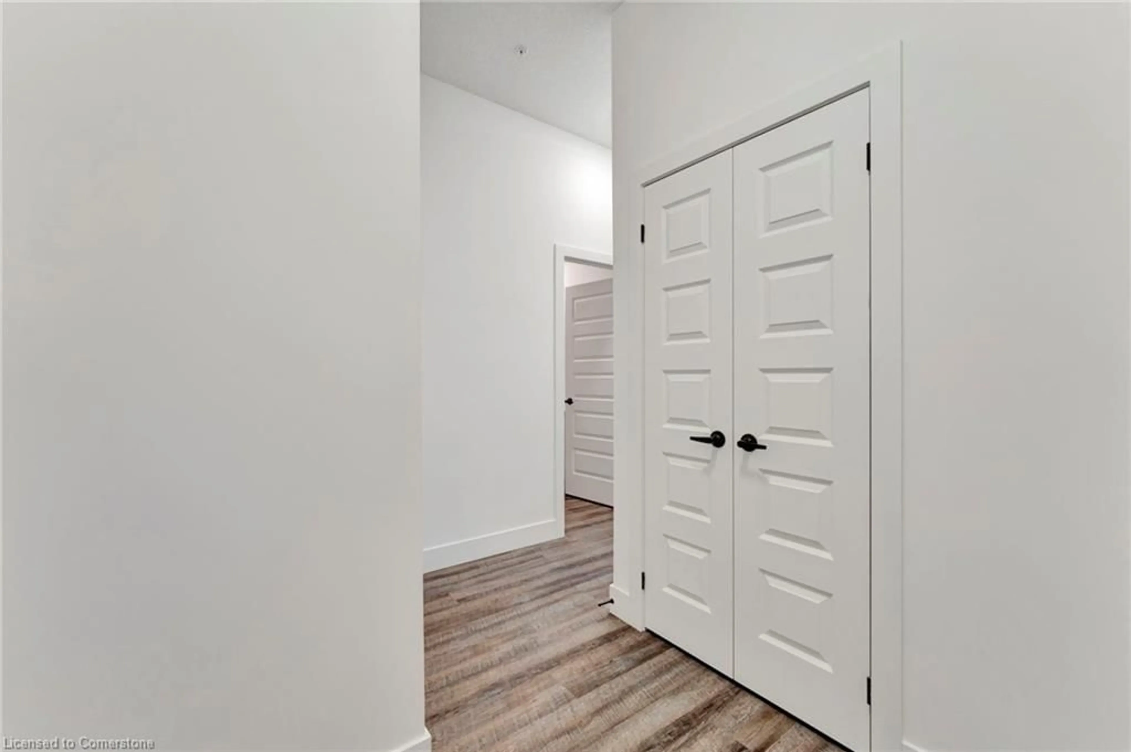 Indoor entryway for 107 Roger St #101, Waterloo Ontario N2J 0G3