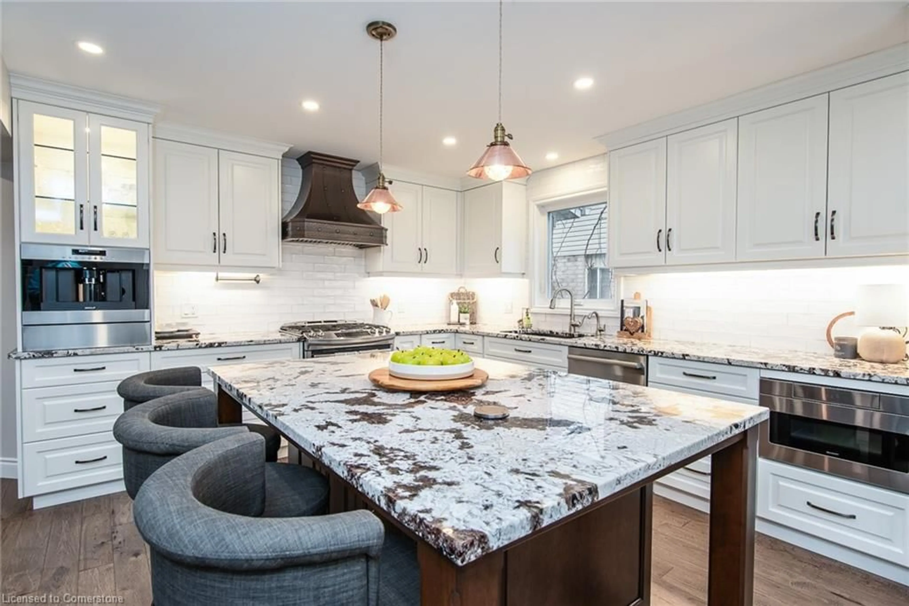 Contemporary kitchen, ceramic/tile floor for 70 Erbach Cres, Baden Ontario N3A 2K9