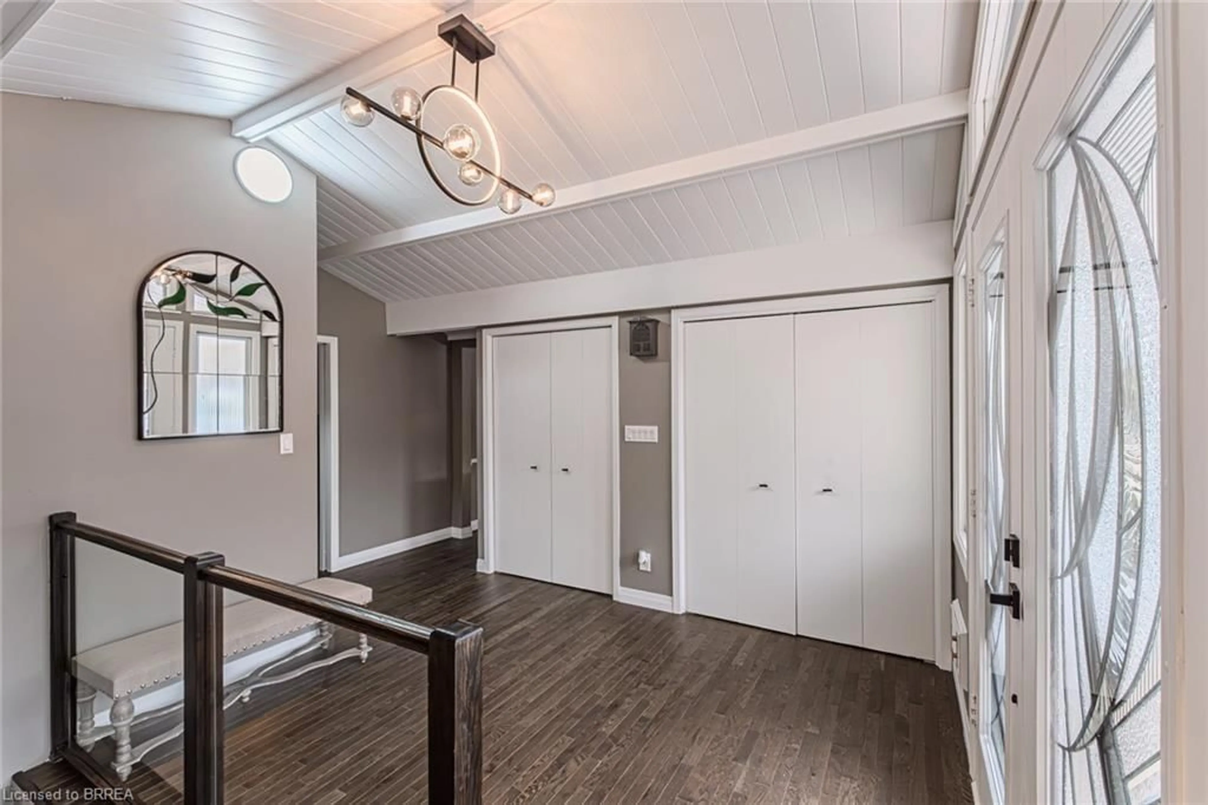 Indoor entryway for 54 Grand St, Port Dover Ontario N0A 1N7