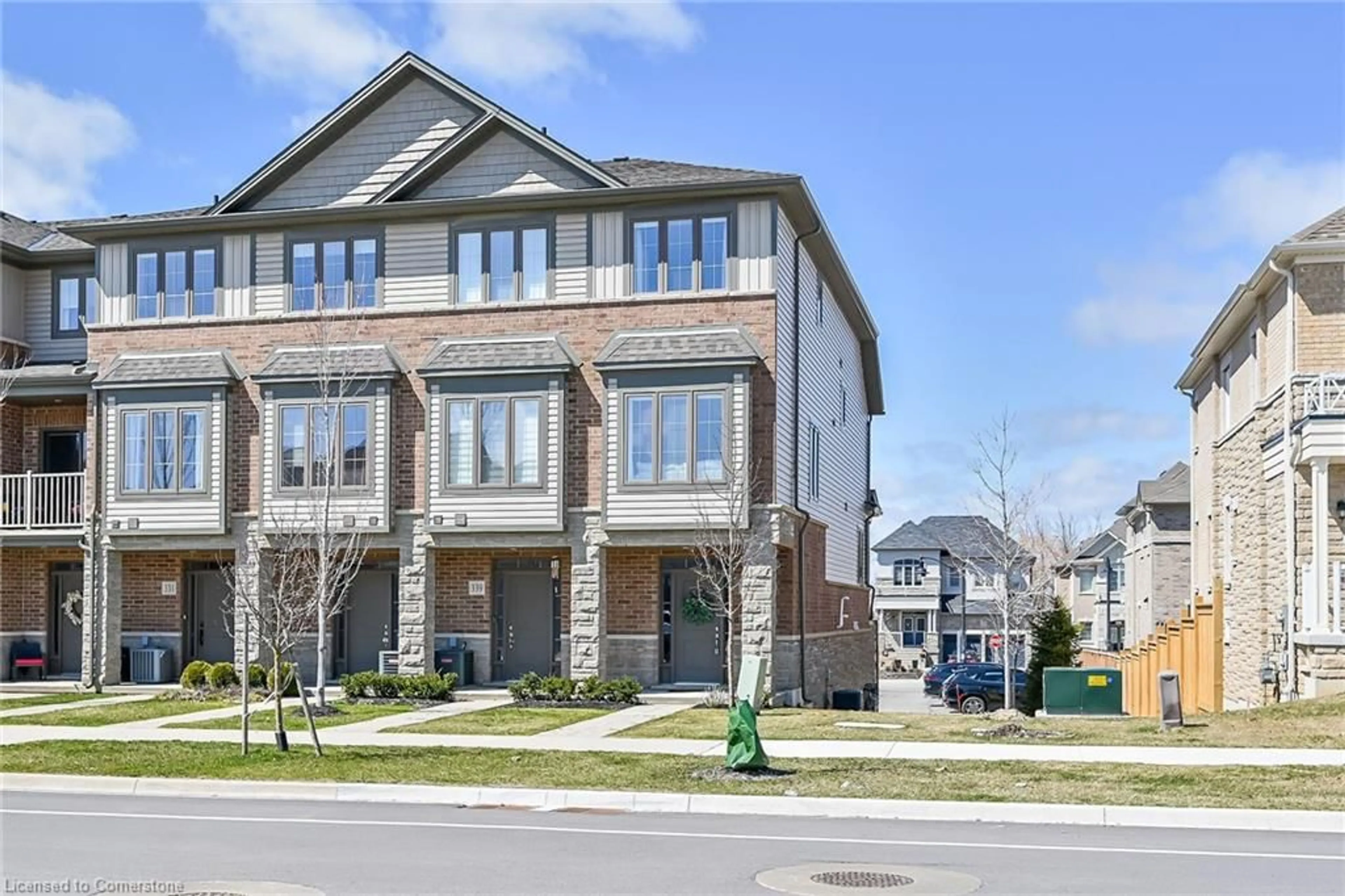 Home with brick exterior material, street for 343 Skinner Rd, Waterdown Ontario L8B 1W5