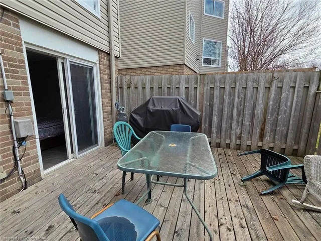 Additional property image - 60 Elmsdale Dr Unit 9