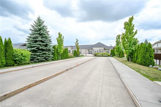 Additional property image - 72 Abbotsford Trail