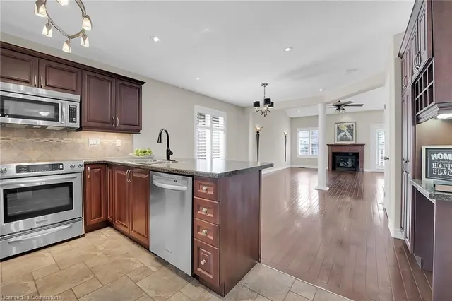 Additional property image - 72 Abbotsford Trail