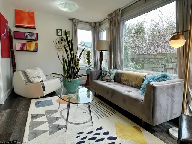 Additional image 37 of 65 Hyde Park Ave