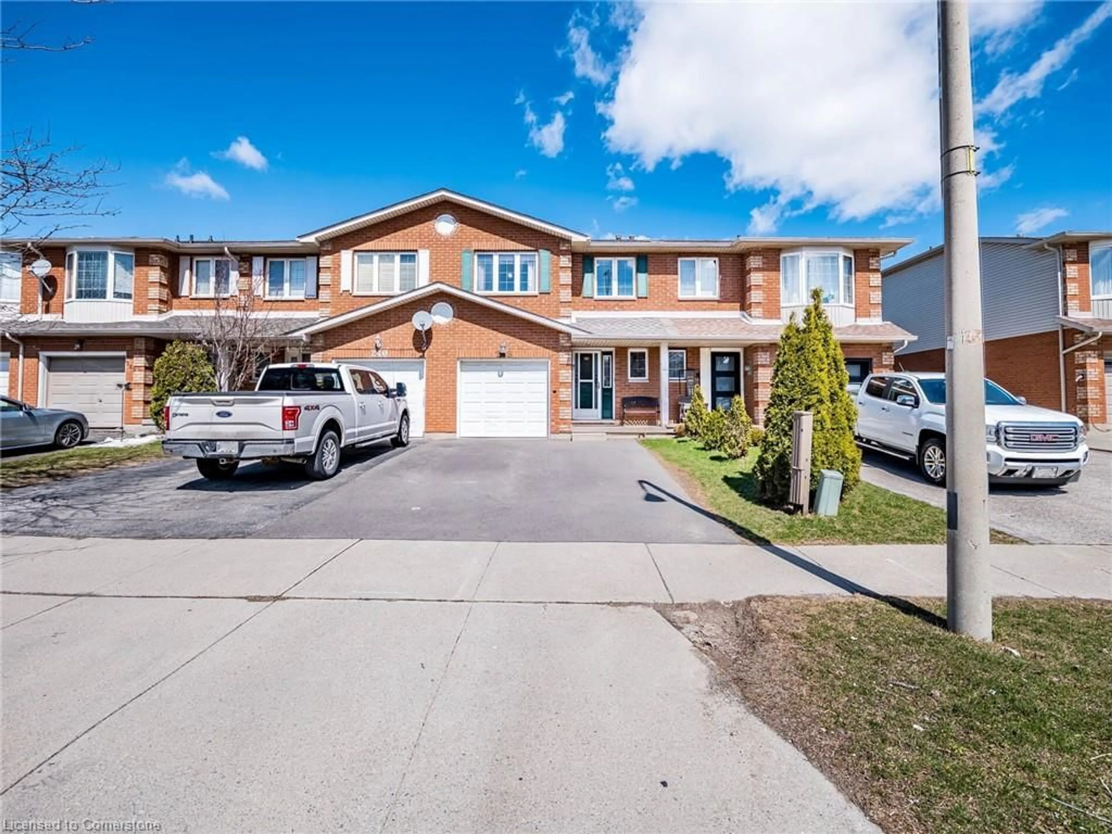 A pic from outside/outdoor area/front of a property/back of a property/a pic from drone, street for 238 Candlewood Dr, Stoney Creek Ontario L8J 3P6