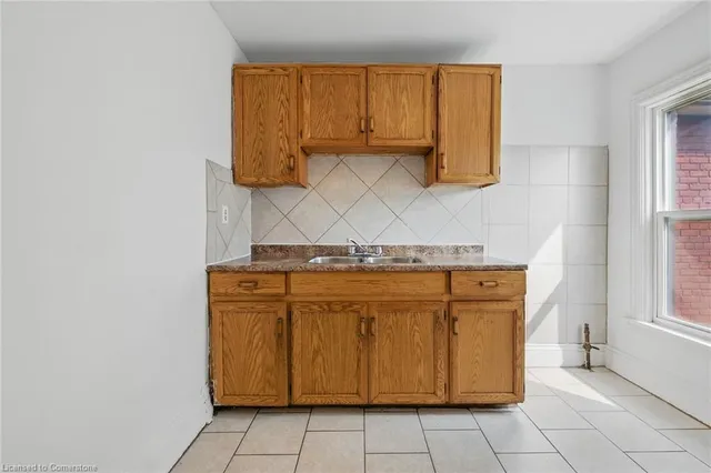 Additional property image - 694 Wilson St