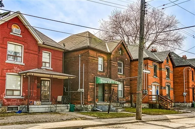 Additional property image - 694 Wilson St