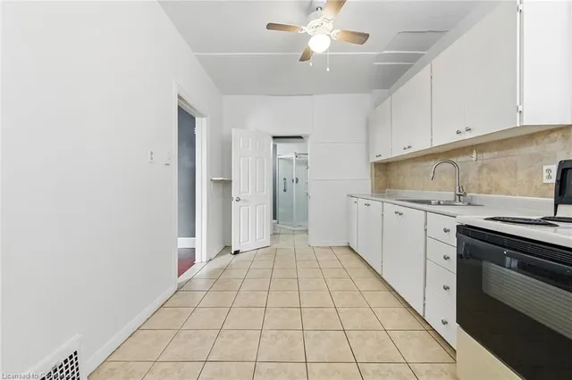 Additional property image - 694 Wilson St