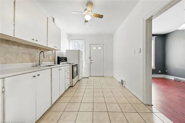 Additional property image - 694 Wilson St