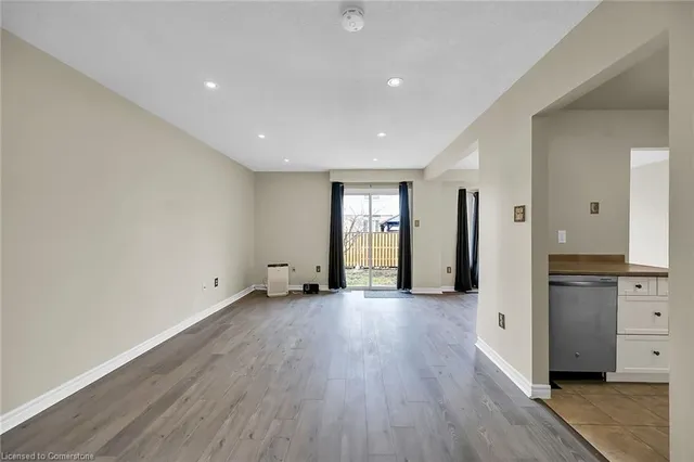 Additional property image - 1198 Upper Wentworth St