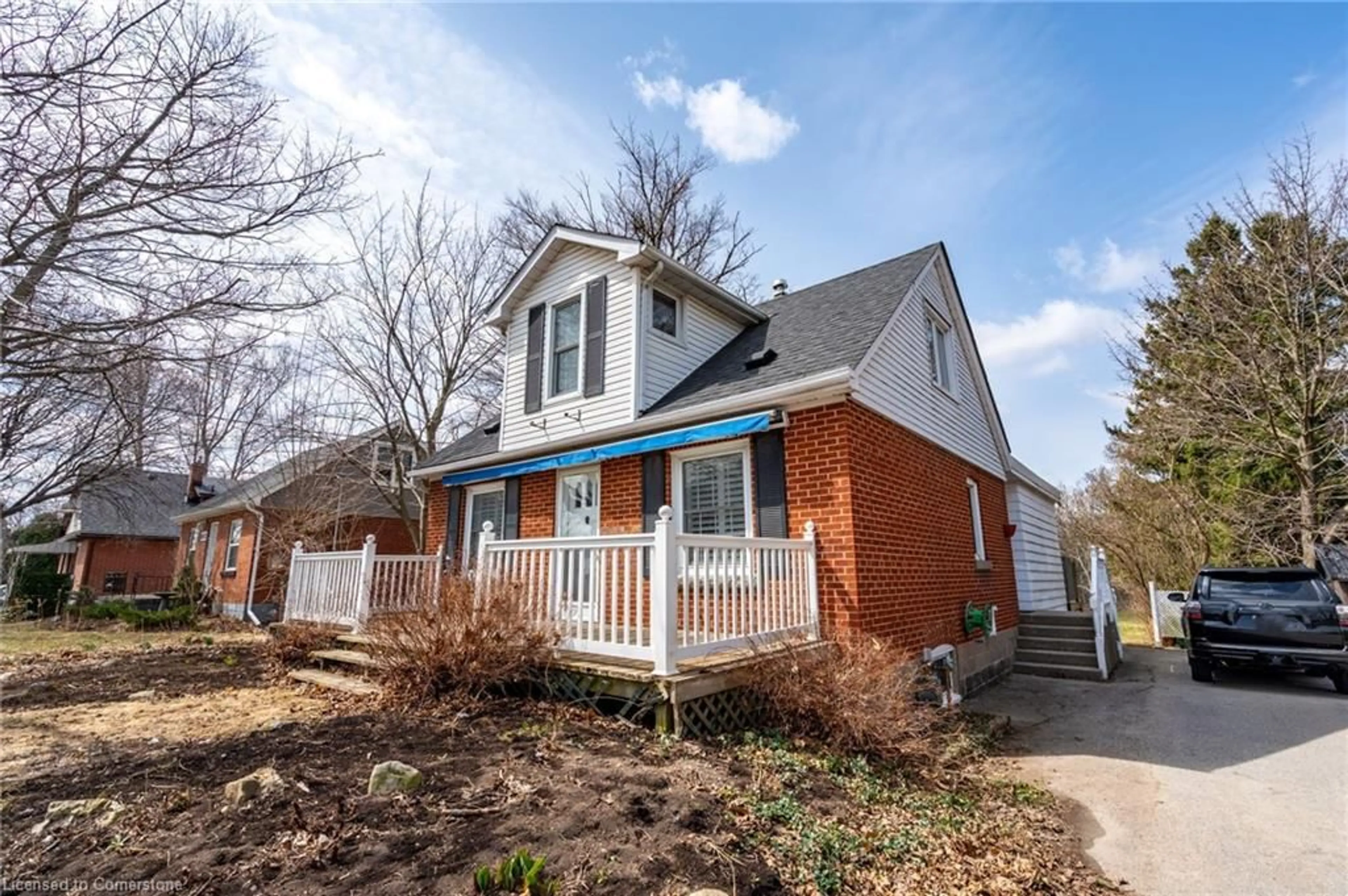 Home with brick exterior material, street for 2806 Upper James St, Hamilton Ontario L0R 1W0