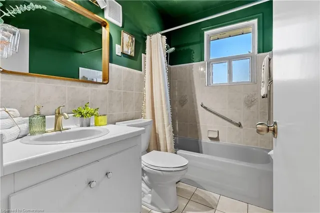 Additional property image - 1013 Brucedale Ave