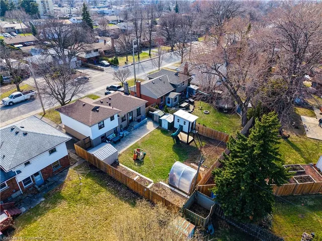 Additional property image - 1013 Brucedale Ave