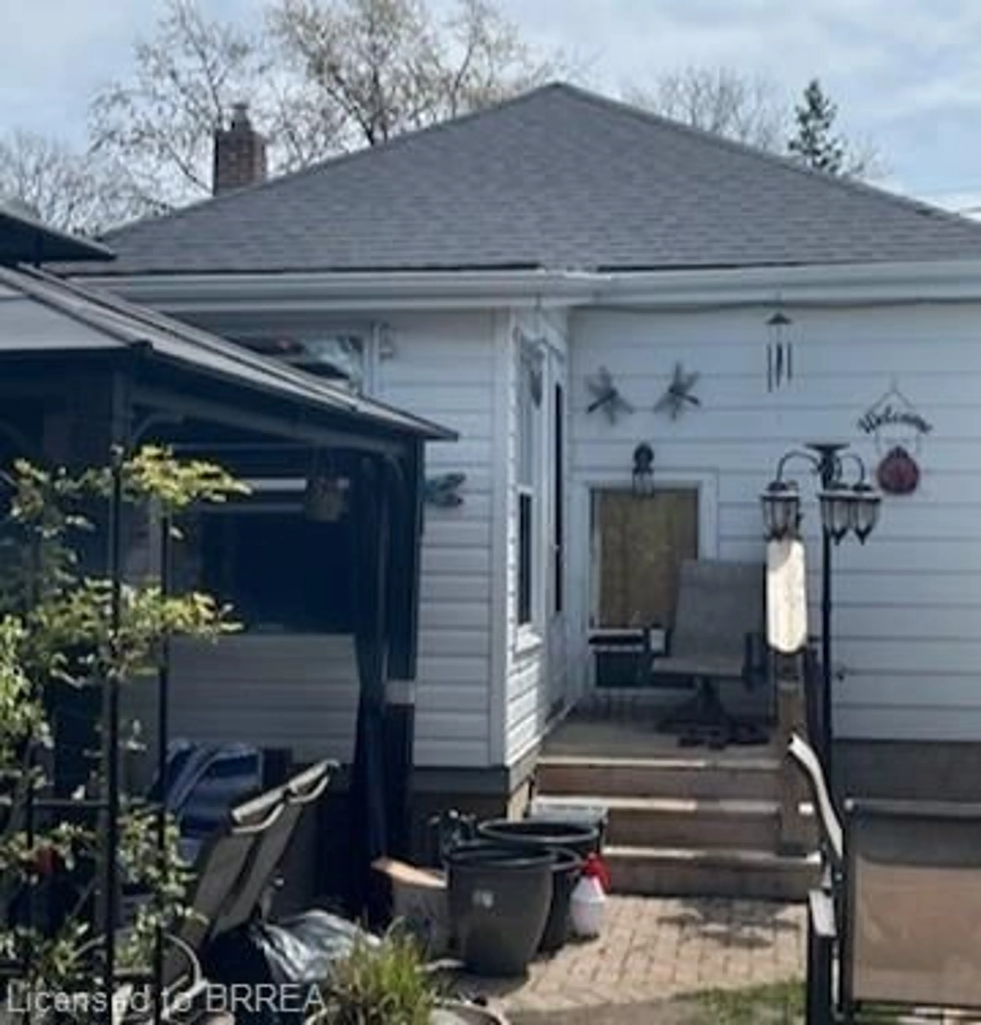 Unknown for 458 St Paul Ave, Brantford Ontario N3R 4P2