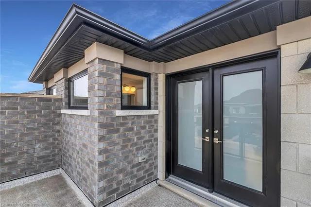Additional property image - 114 Springvalley Cres