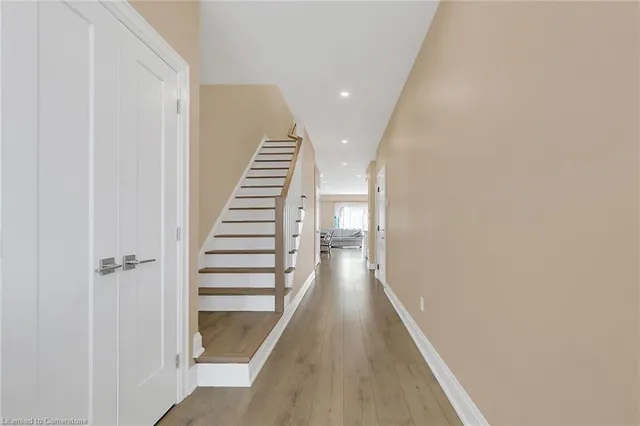 Additional property image - 114 Springvalley Cres