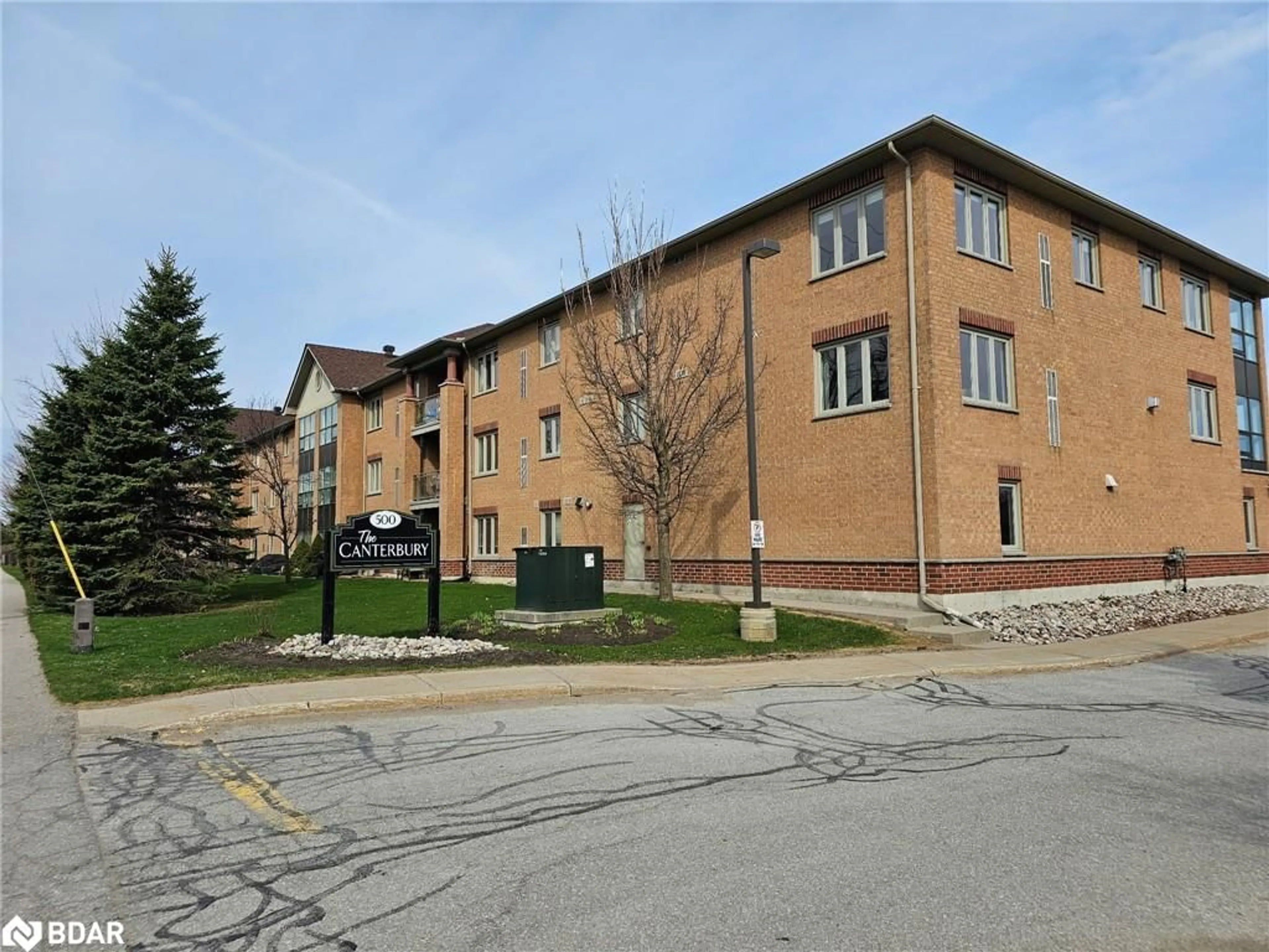Unknown for 500 Mapleview Dr #109, Barrie Ontario L4N 6C3