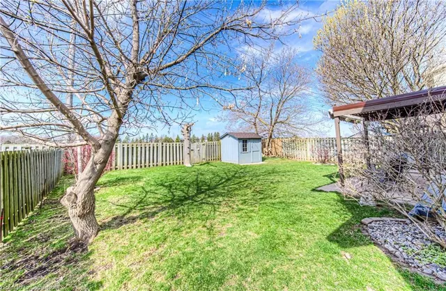Additional property image - 76 Newbury Dr
