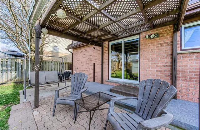 Additional property image - 76 Newbury Dr