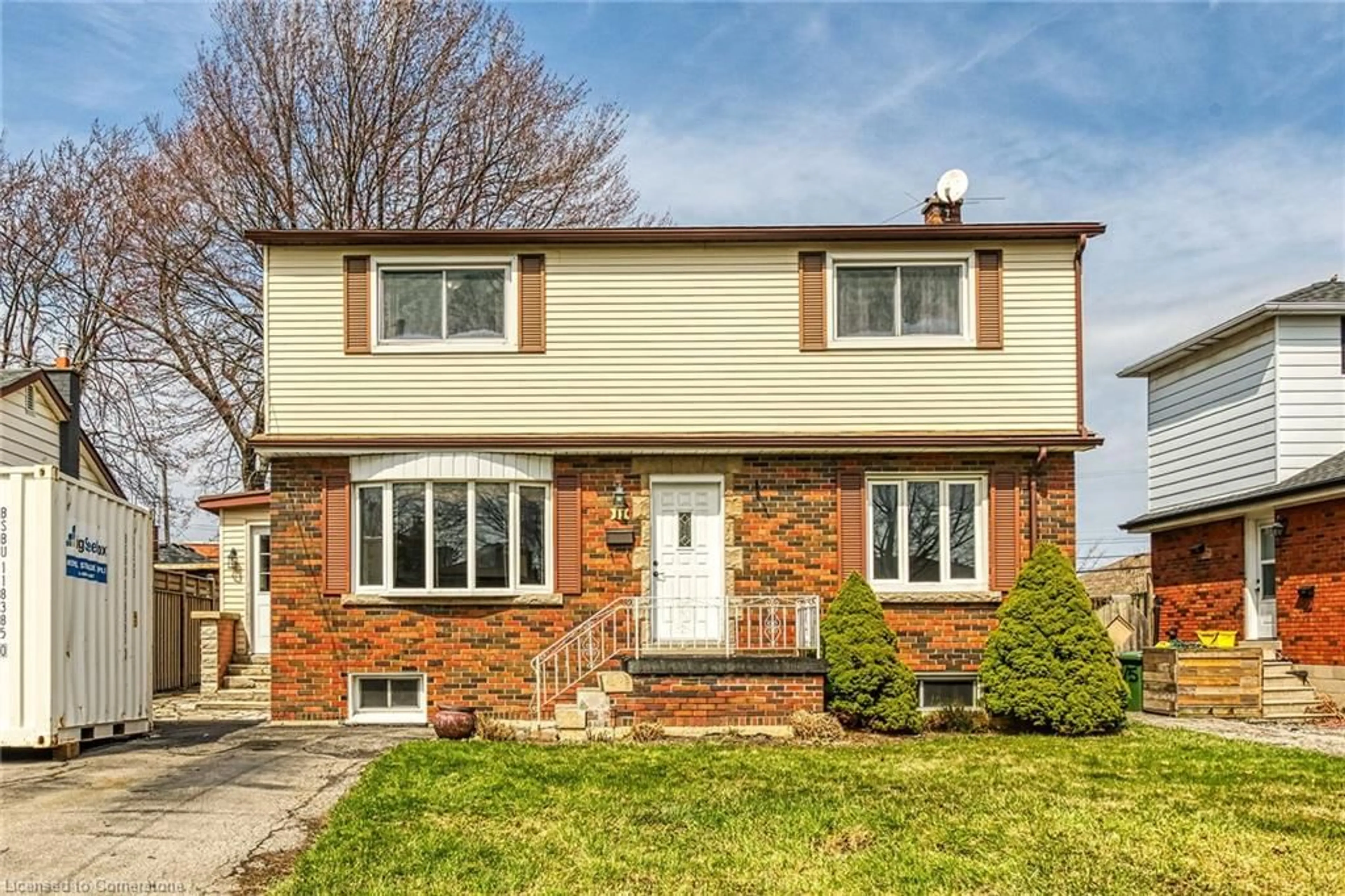 Home with brick exterior material, street for 11 Sheridan Dr, Hamilton Ontario L9A 2C7