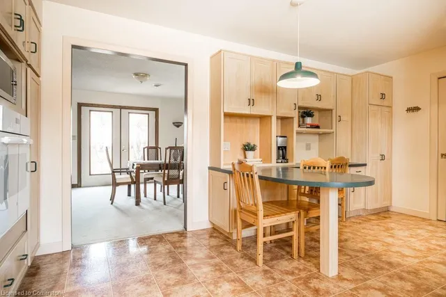Additional property image - 16 Bertram Dr