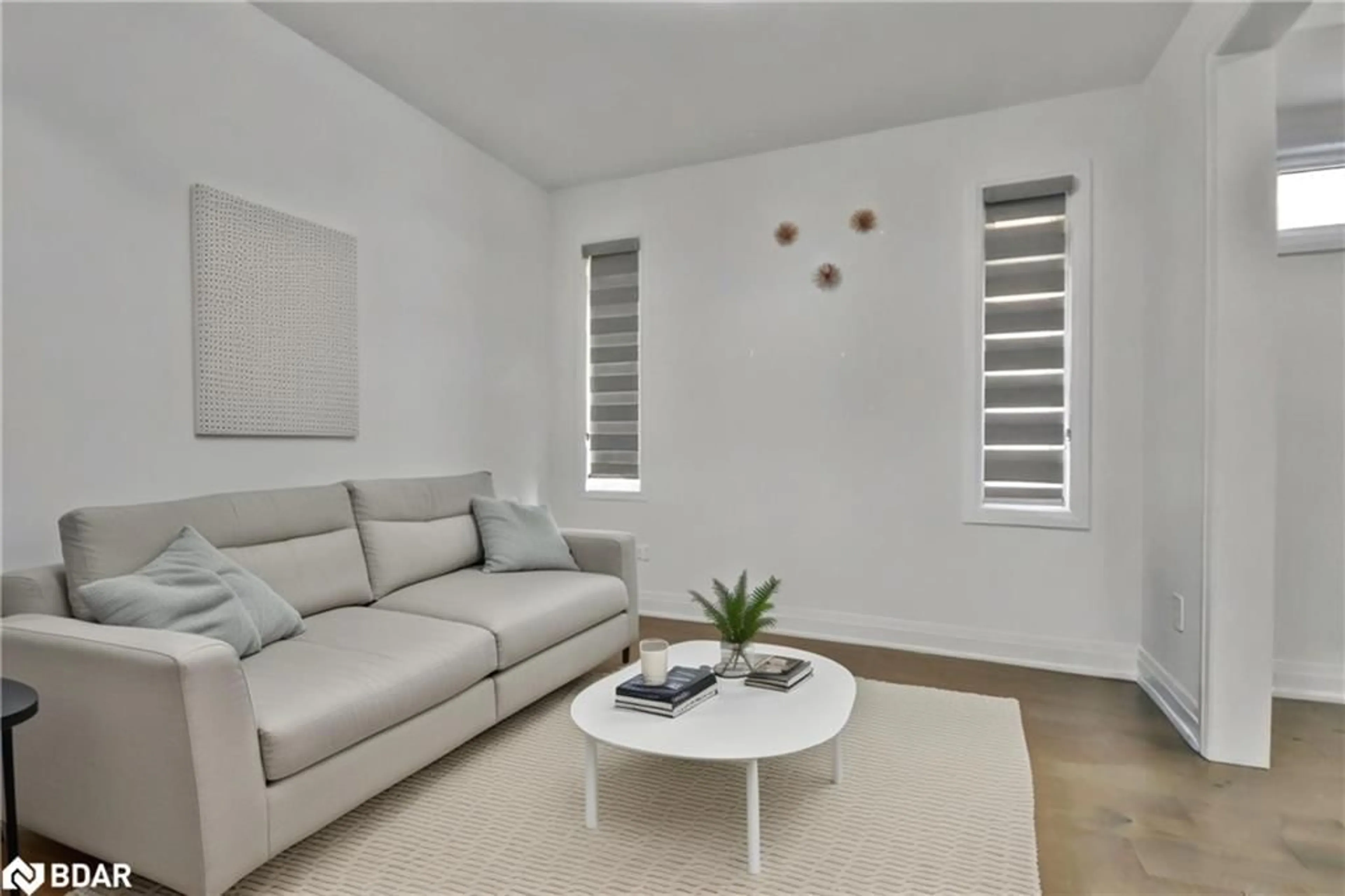 Living room with furniture, unknown for 130 Franklin Trail, Barrie Ontario L9J 0J2