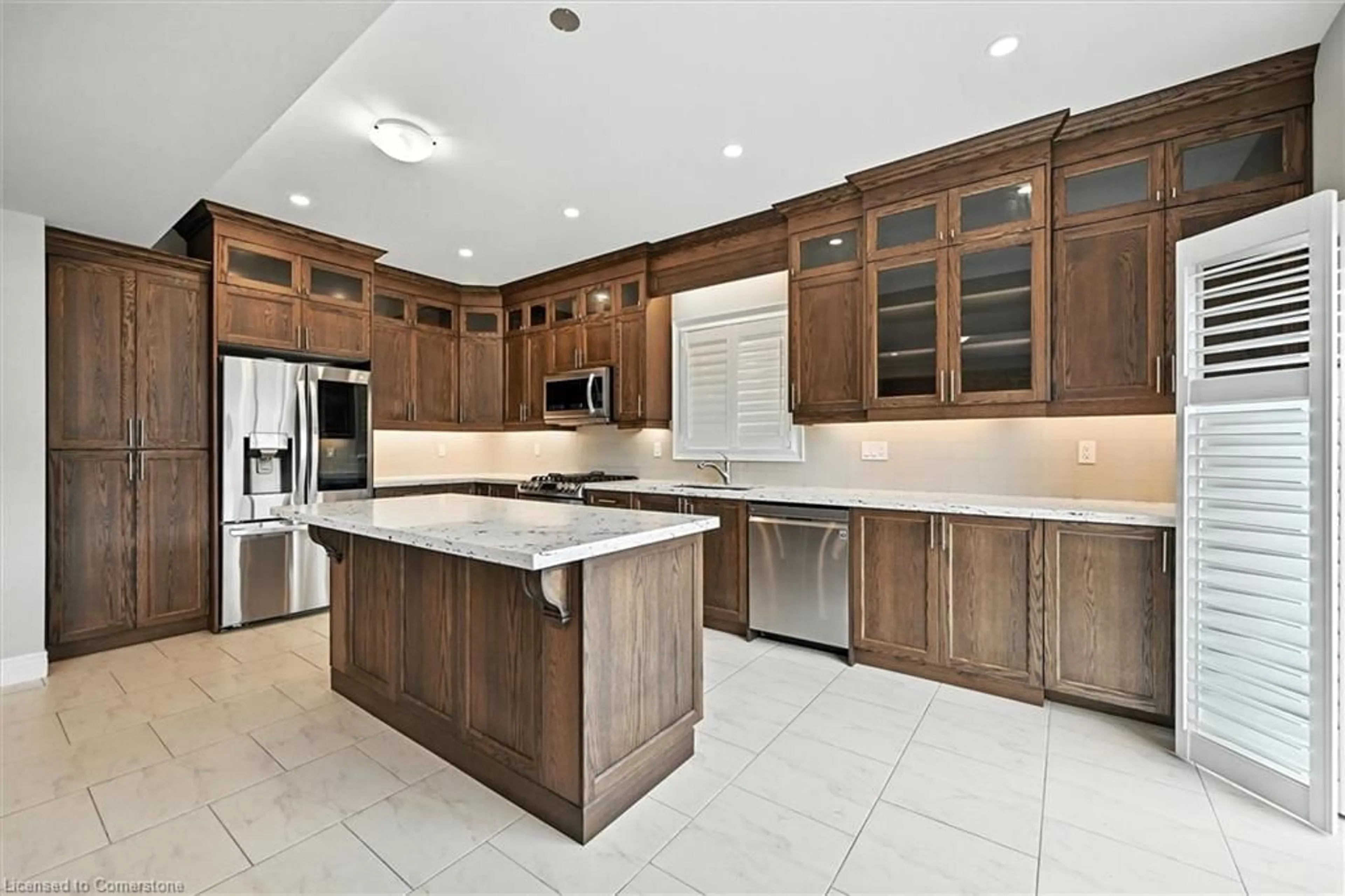 Contemporary kitchen, ceramic/tile floor for 48 Eringate Court Crt, Hamilton Ontario L8J 0L7