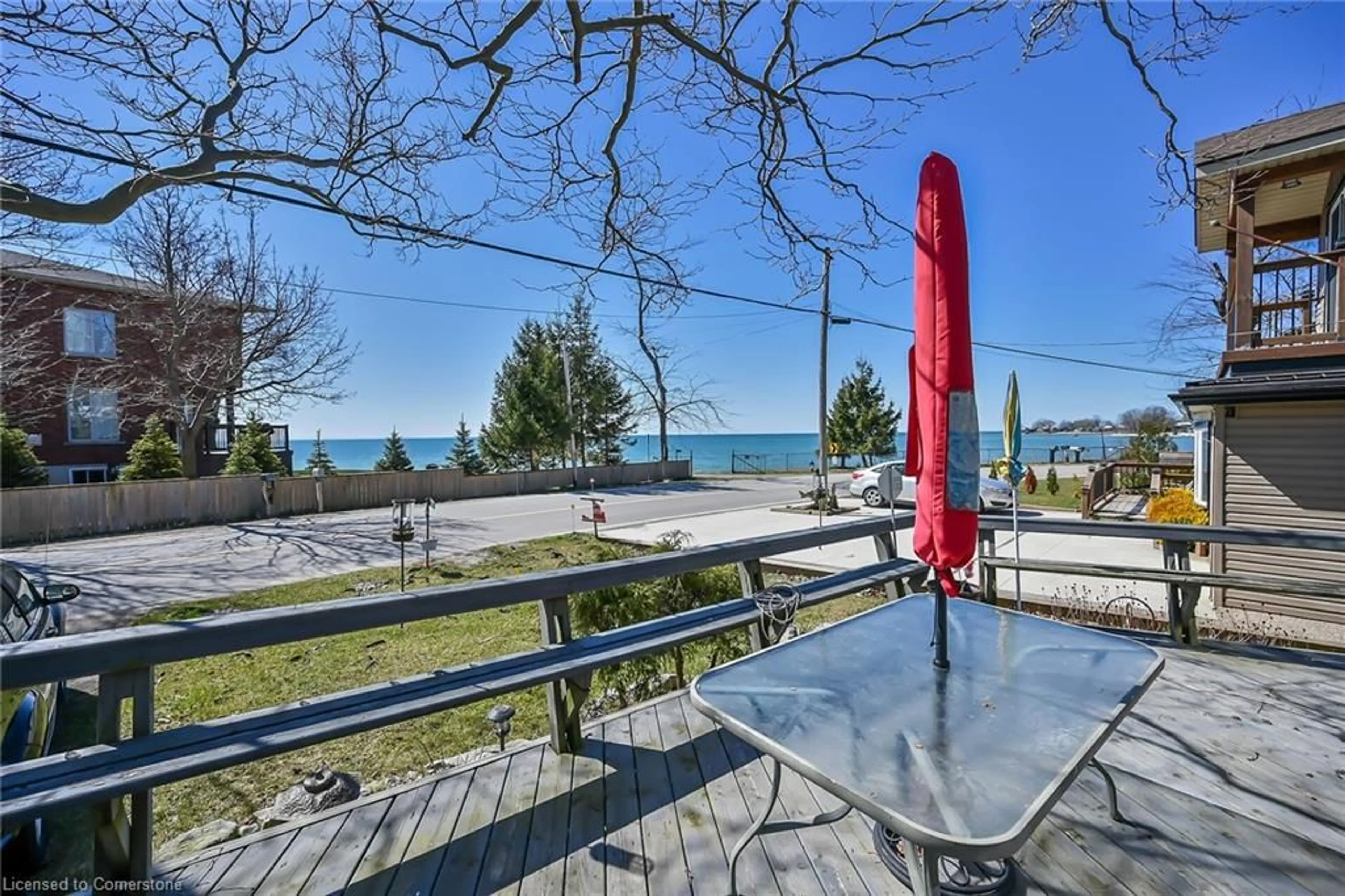 Patio, water/lake/river/ocean view for 271 Blue Water Pky, Selkirk Ontario N0A 1P0