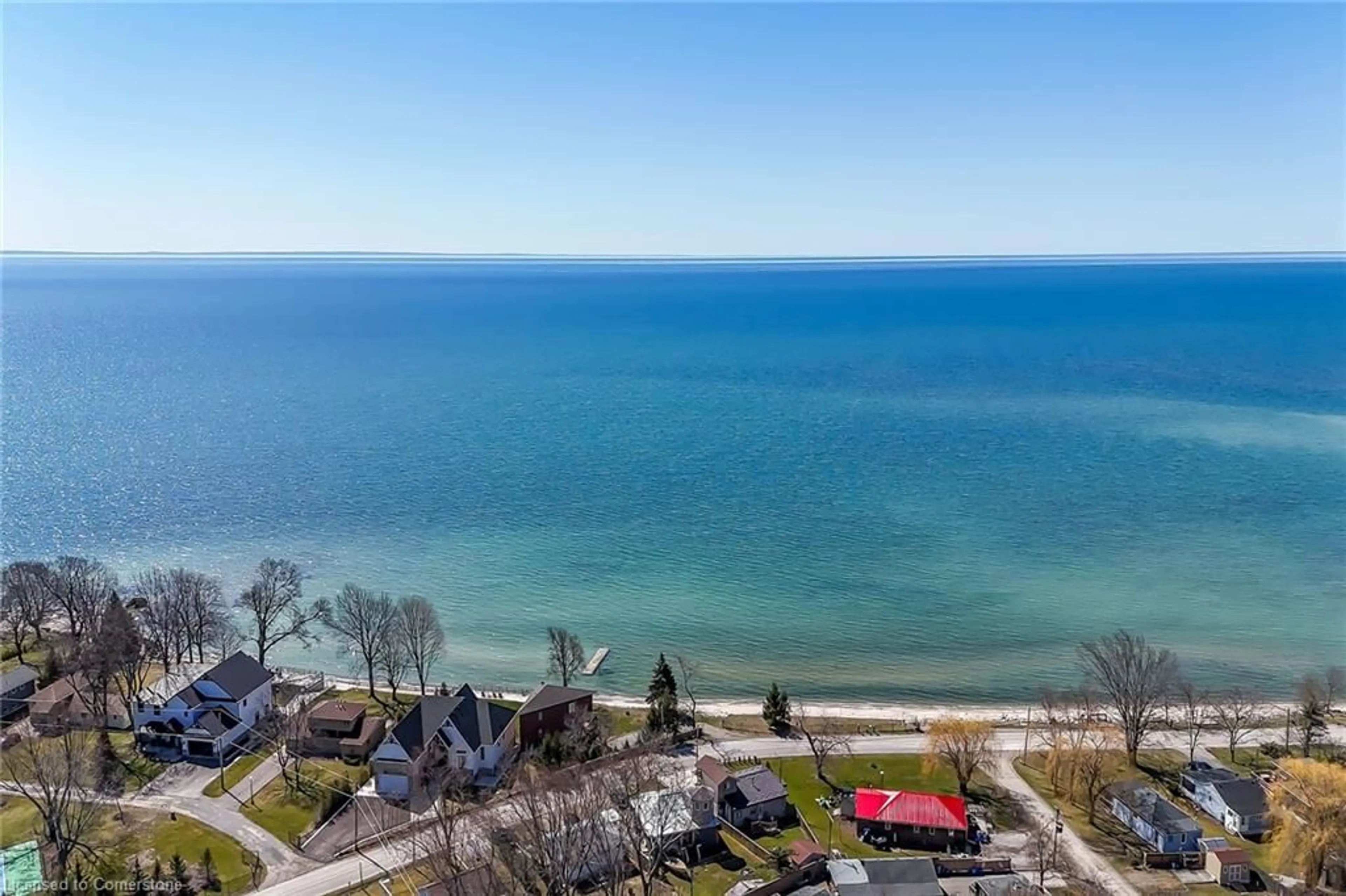 A pic from outside/outdoor area/front of a property/back of a property/a pic from drone, water/lake/river/ocean view for 271 Blue Water Pky, Selkirk Ontario N0A 1P0