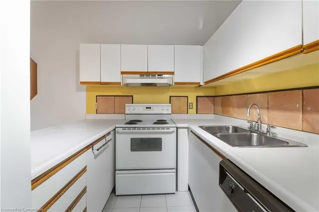 Additional property image - 50 Main St Unit 202