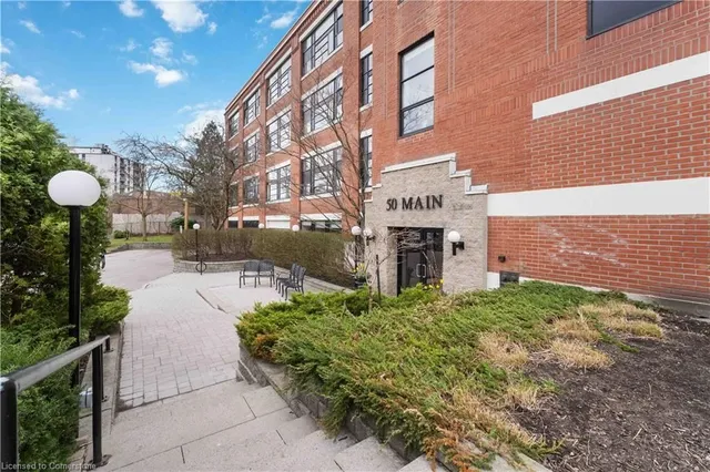 Additional property image - 50 Main St Unit 202
