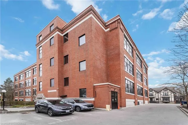 Additional property image - 50 Main St Unit 202