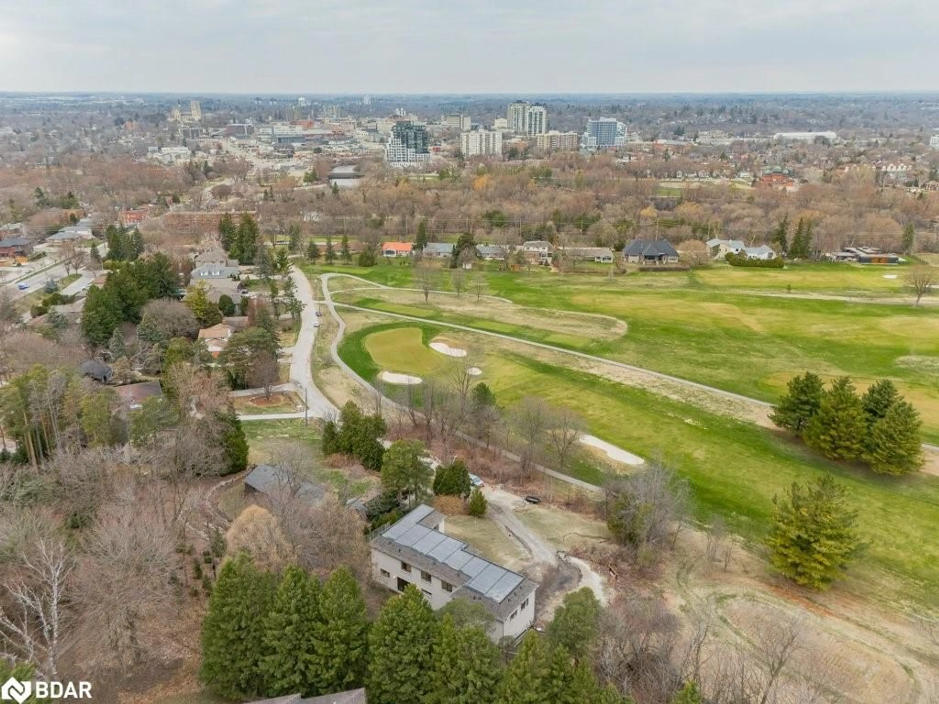 A pic from outside/outdoor area/front of a property/back of a property/a pic from drone, city buildings view from balcony for 27 Vardon Dr, Guelph Ontario N1G 1W8