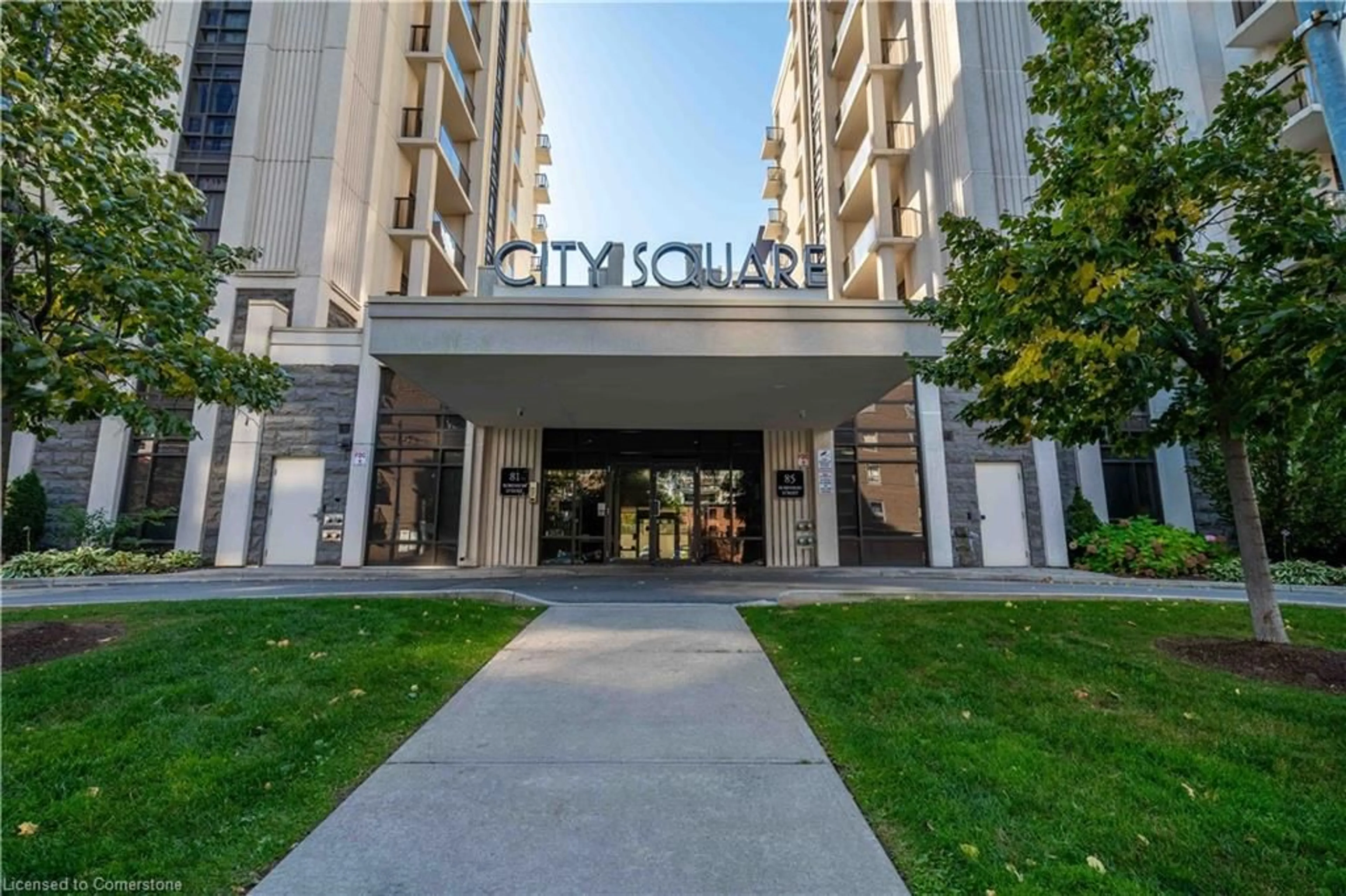 Indoor foyer for 85 Robinson St #509, Hamilton Ontario L8P 0B9